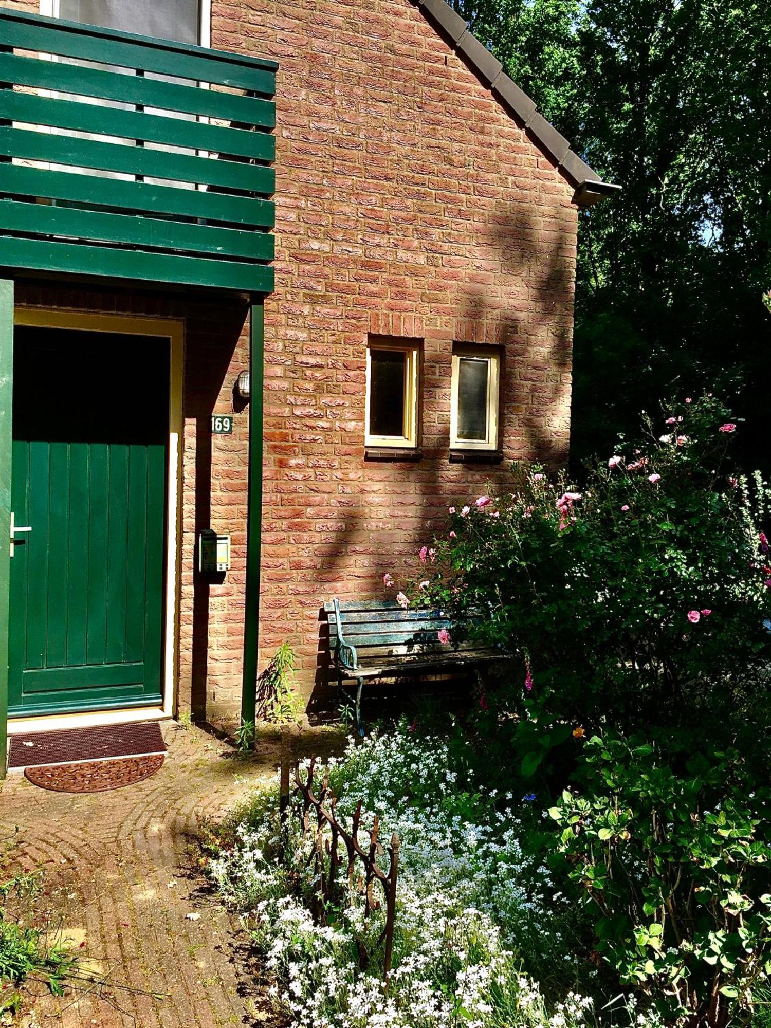 Blauwe Lelie Villa Ewijk Luaran gambar